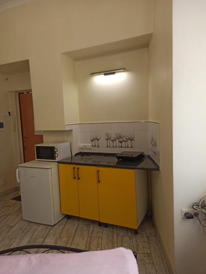 Smart Yellow Apartment-15 Хв Від Жд Вокзалу Lvov Exteriér fotografie